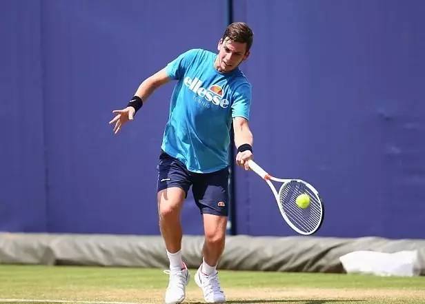 时刻威胁对 时刻威胁对