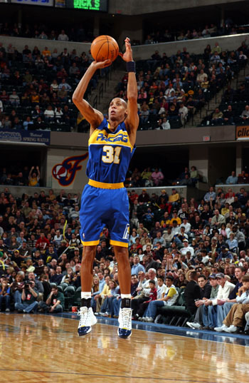 据门将本人 据门将本人