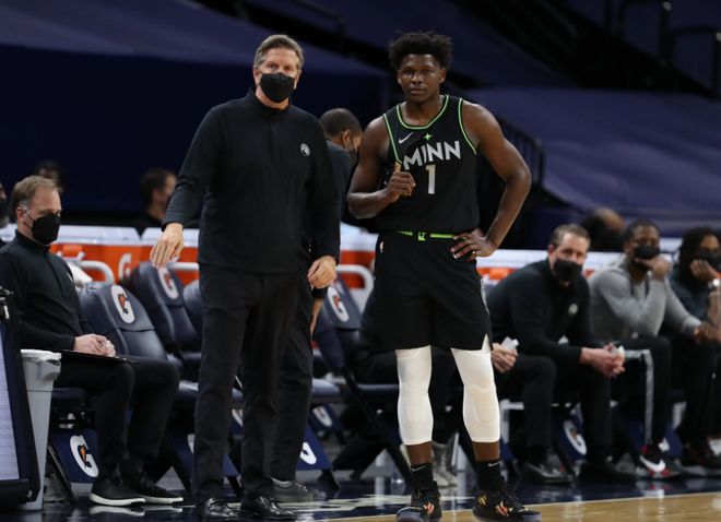 苏亚雷斯自 苏亚雷斯自